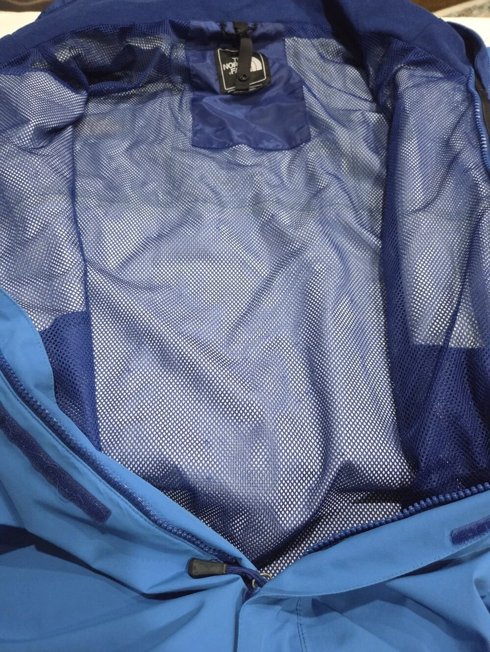The North Face Dry Vent Men’s Two-Tone Waterproof Jacket Sz.L Without Fleece